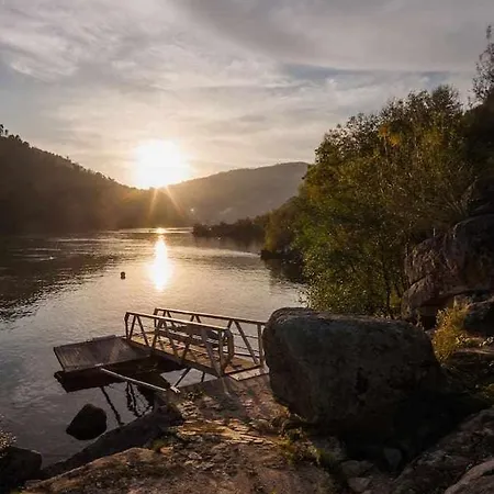 Douro Piscina E Acesso Privado Rio Douro * São Lourenço do Douro