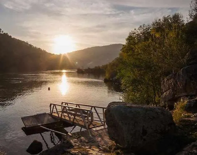 Douro Piscina E Acesso Privado Rio Douro * São Lourenço do Douro
